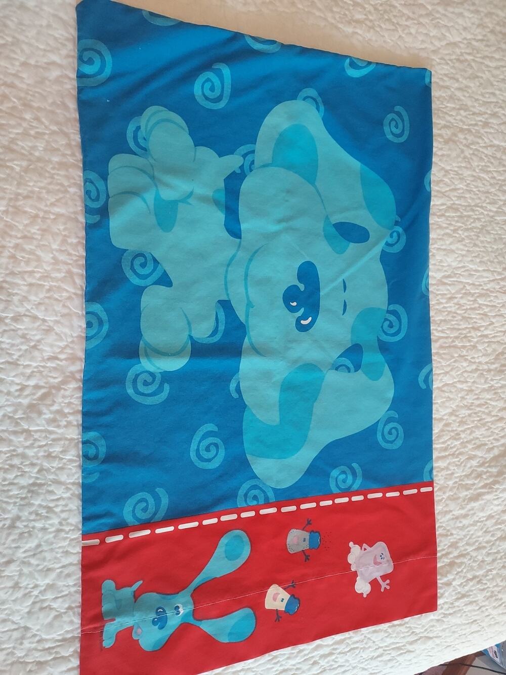 Vintage Blue's Clues Pillowcase Crisp Clean Nice Cotton (Cotton blend maybe) EUC